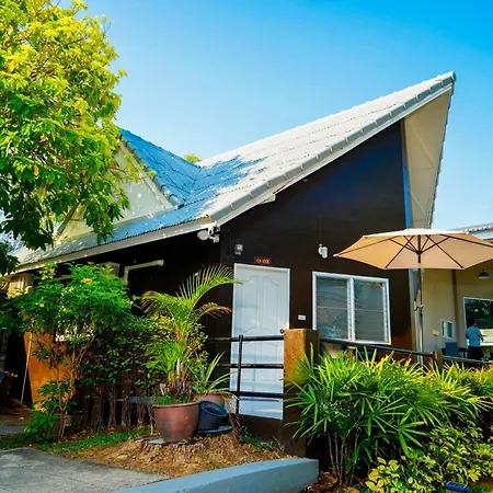 Luna Hut Resort Hua Hin Room photo