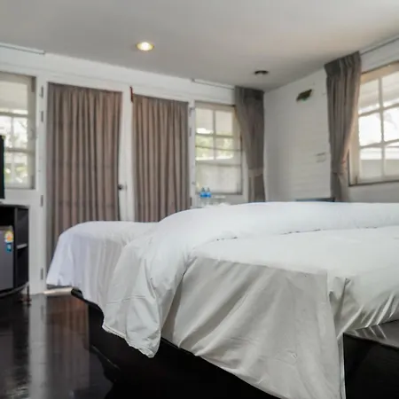 Luna Hut Resort Hua Hin Room photo