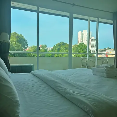 Luna Hut Resort Hua Hin Room photo