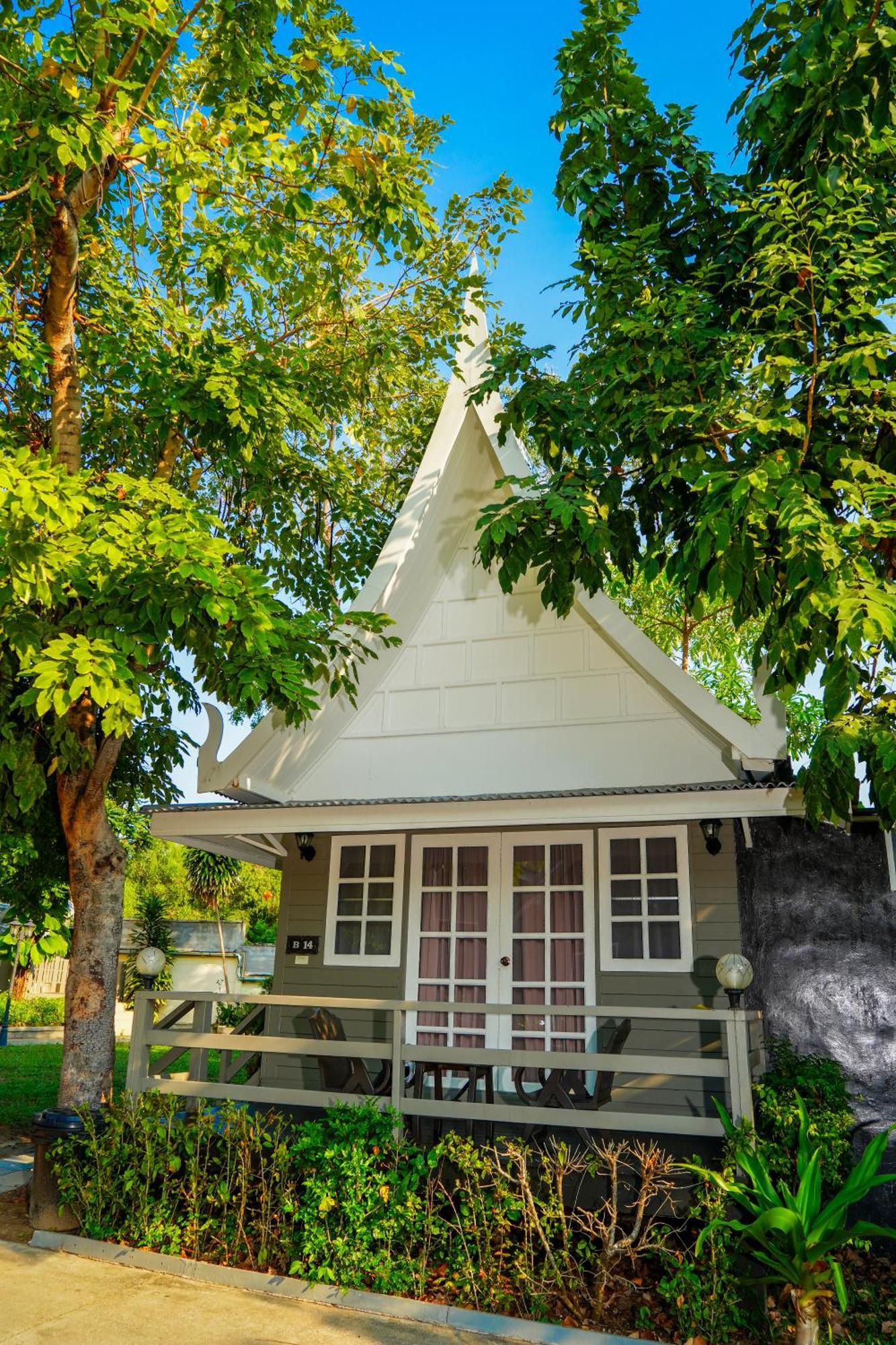 Luna Hut 华欣
