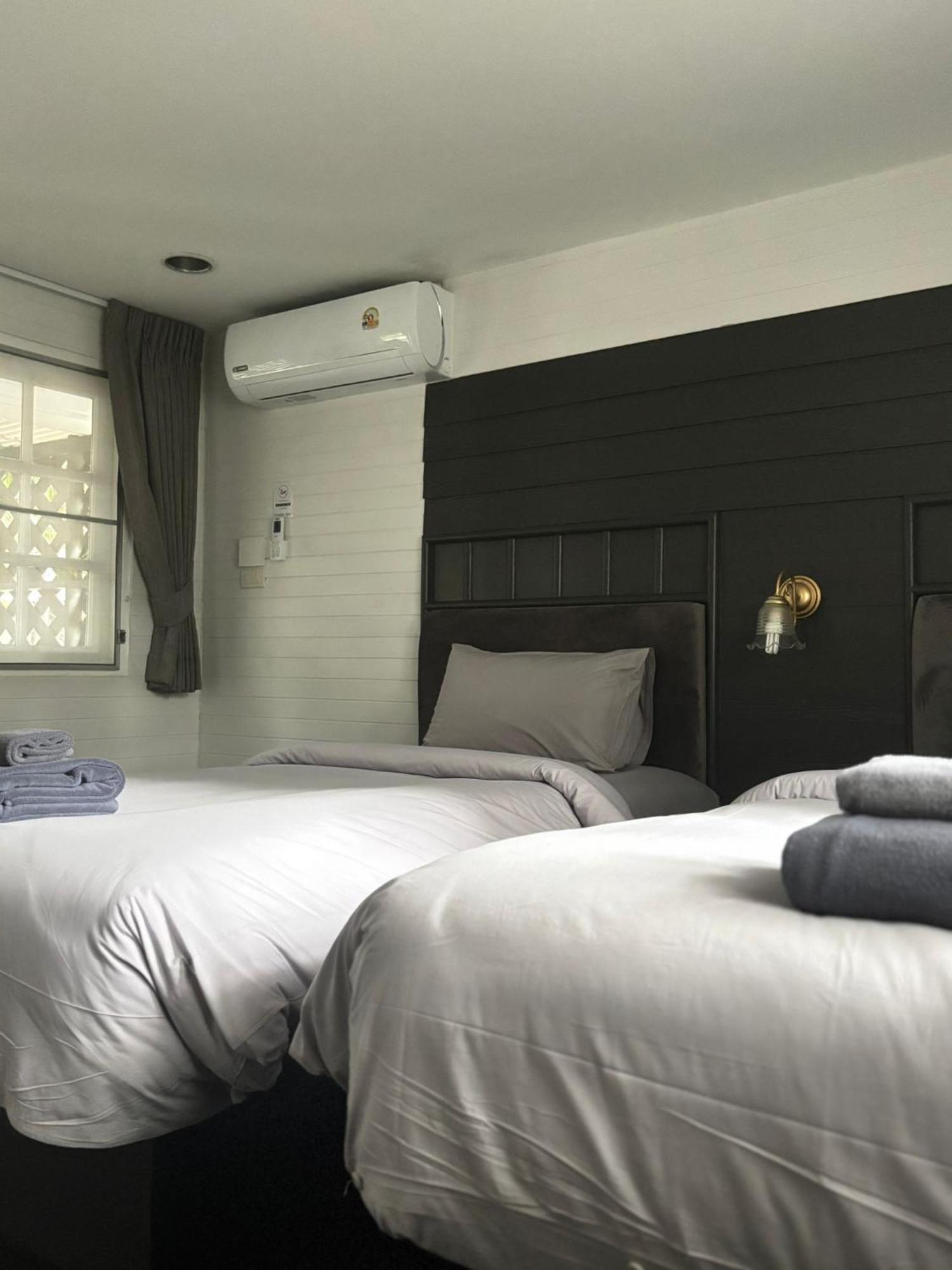 Luna Hut Resort Hua Hin